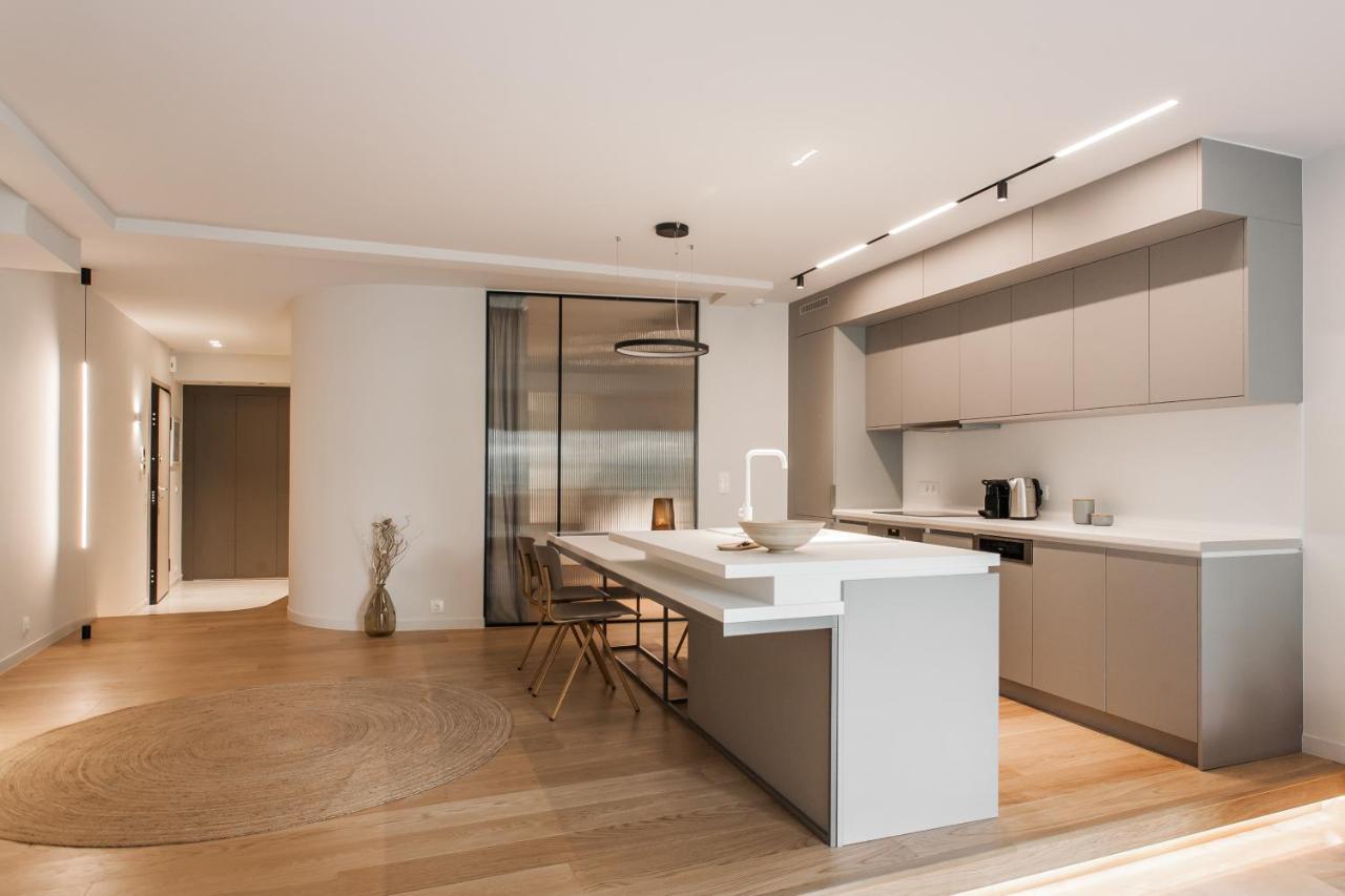 Διαμέρισμα Marvelous 2br With Balcony By Upstreet *