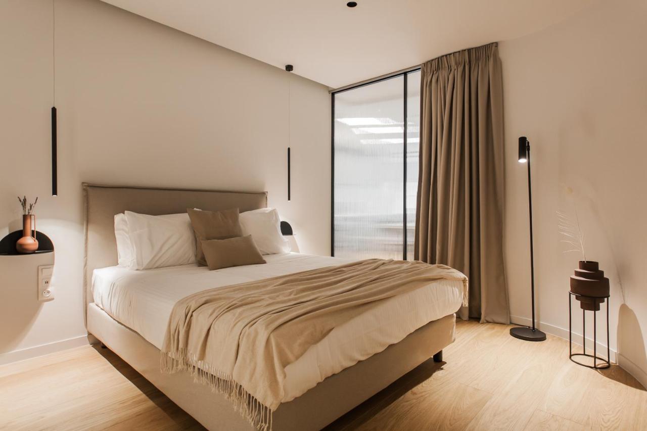 Marvelous 2br With Balcony By Upstreet *