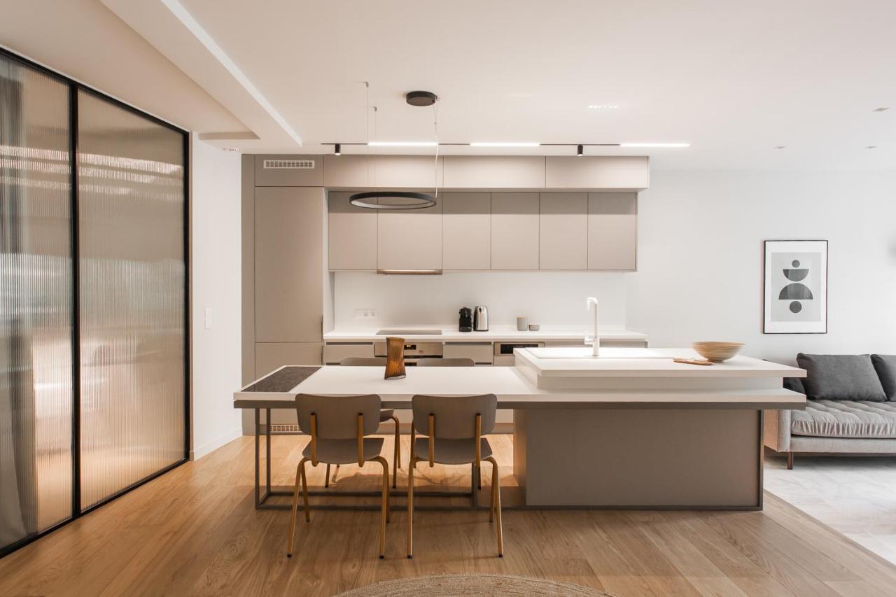 Marvelous 2br With Balcony By Upstreet Athens