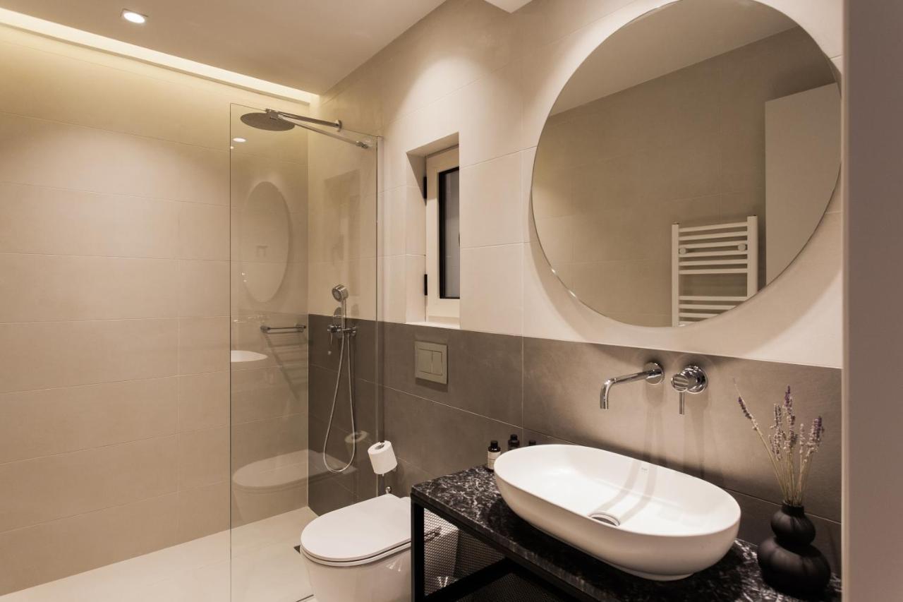 Marvelous 2br With Balcony By Upstreet * Athens