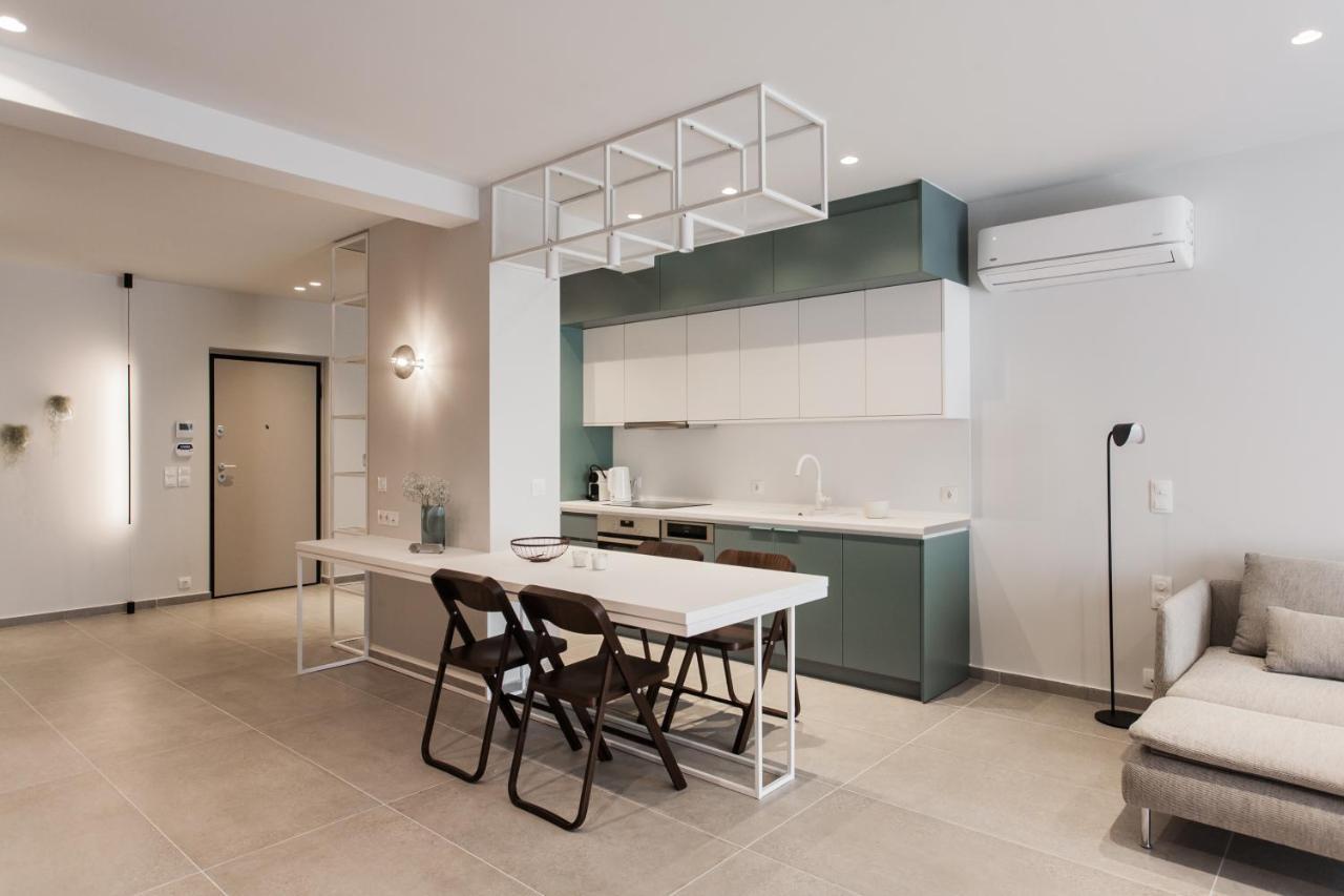 Marvelous 2br With Balcony By Upstreet Apartment