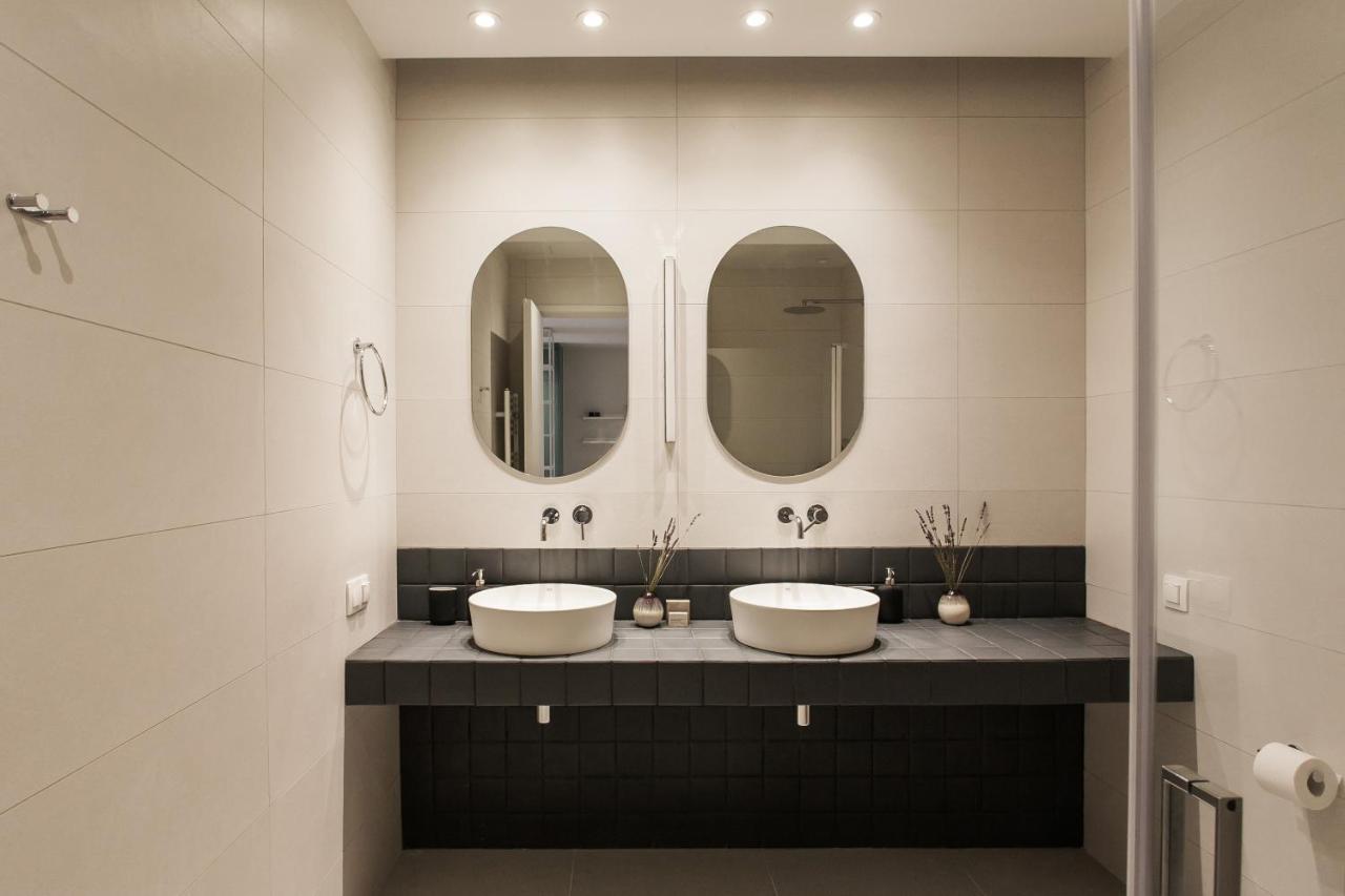 Marvelous 2br With Balcony By Upstreet * Athens