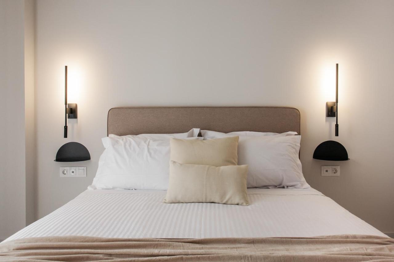 Marvelous 2br With Balcony By Upstreet *